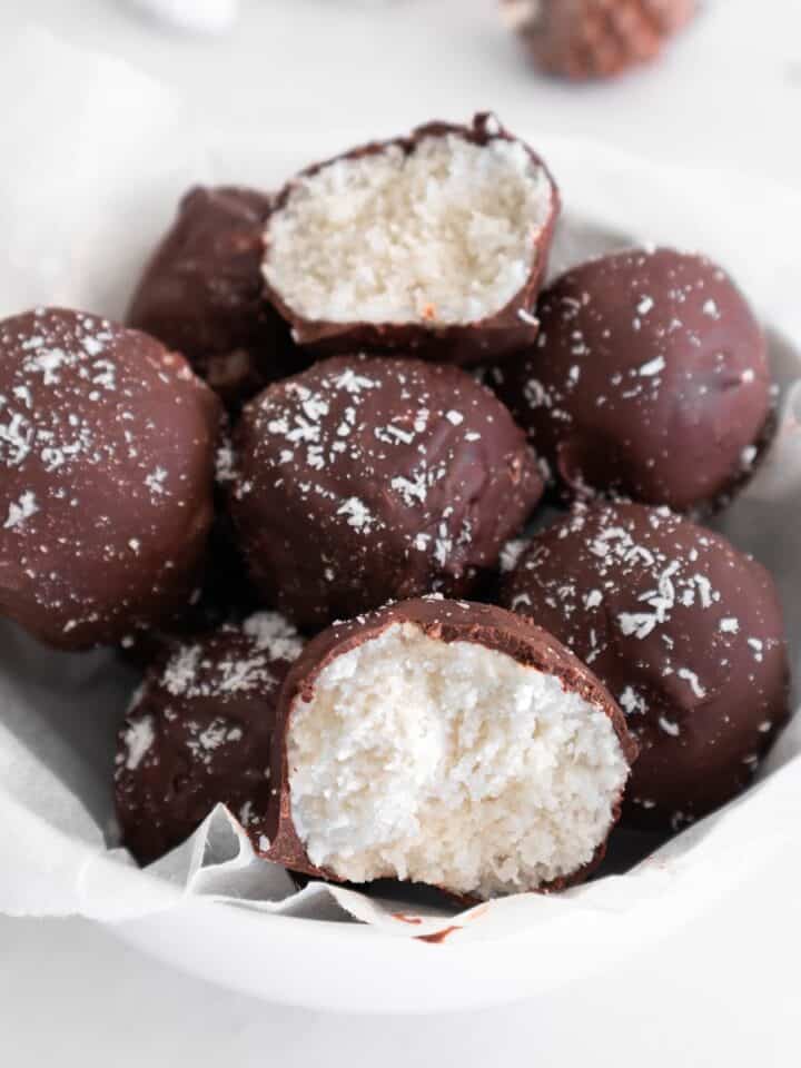 Chocolate coconut balls dairy free