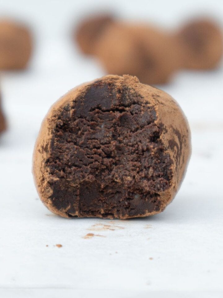 Frozen chocolate balls (dairy-free frozen truffles)