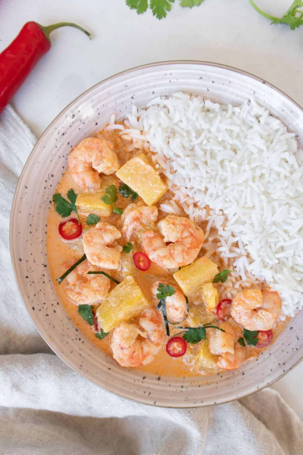 Creamy Thai Coconut Shrimp Recipe with pineapple