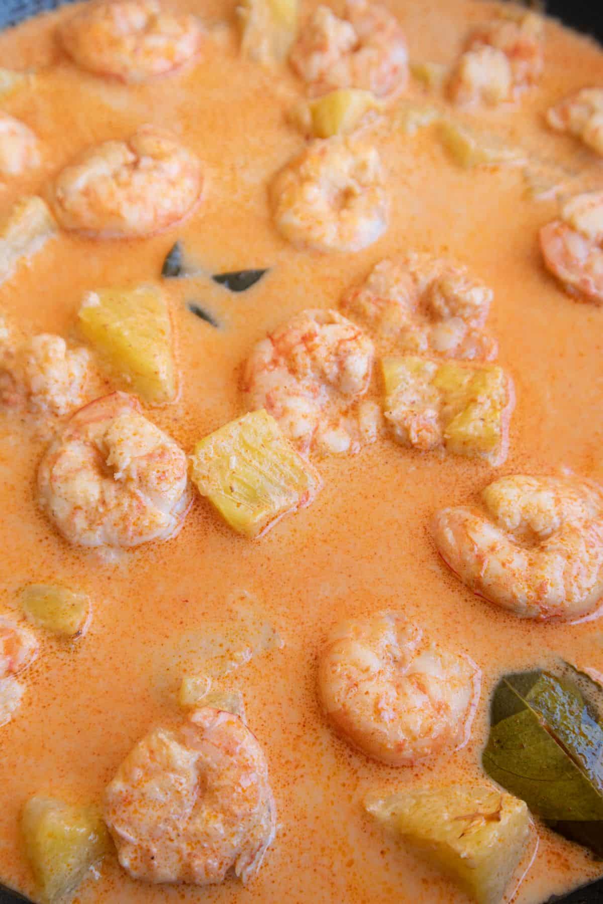 Creamy Thai Coconut Shrimps and prawns